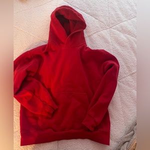 Aritzia perfect hoodie sweatshirt in red size large